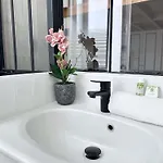 Modern & Dreamy Duplex In Le Marais * Париж