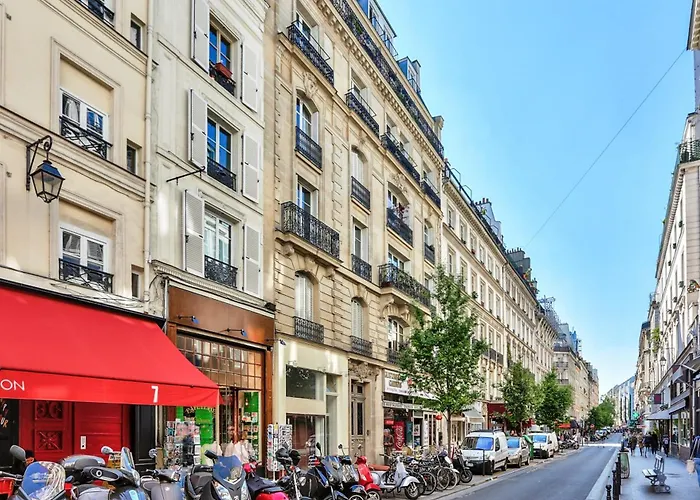 Modern & Dreamy Duplex In Le Marais * Paris