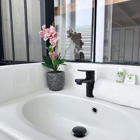 Modern & Dreamy Duplex In Le Marais * París